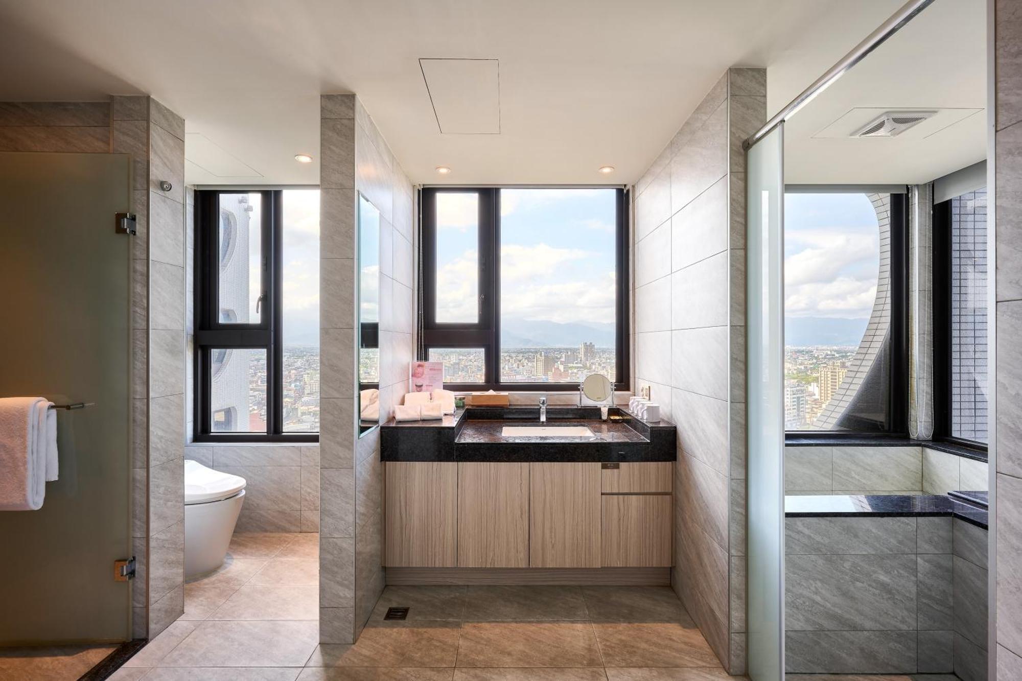 Cuncyue Hot Spring Resort Luodong Rom bilde Bathroom