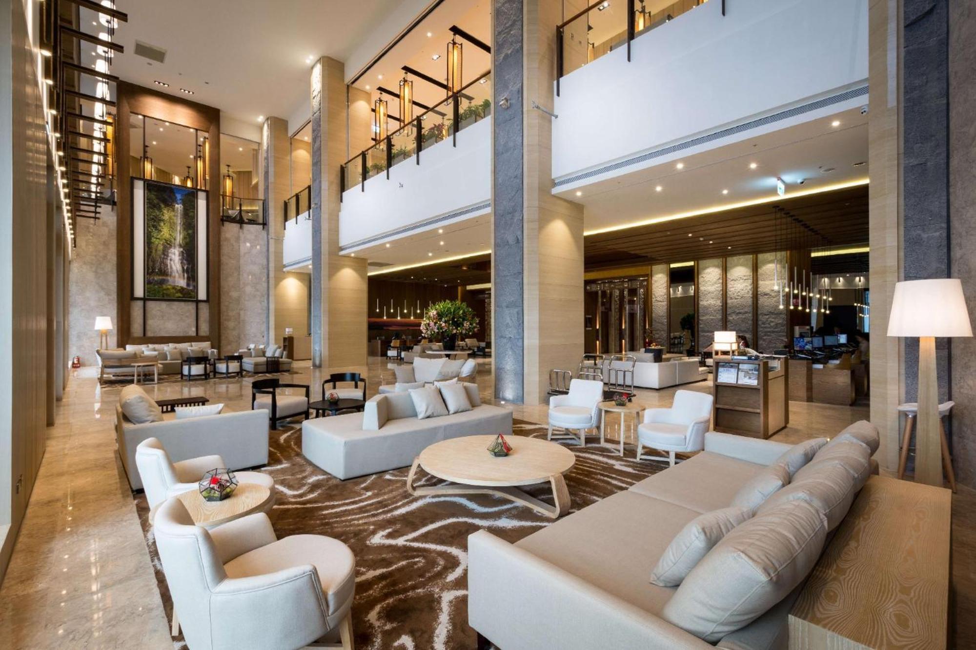 Cuncyue Hot Spring Resort Luodong Eksteriør bilde The lobby of the hotel